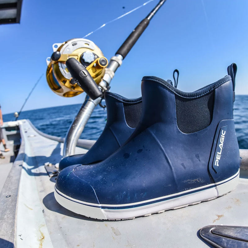 Pelagic Pursuit 6 Deck Boots